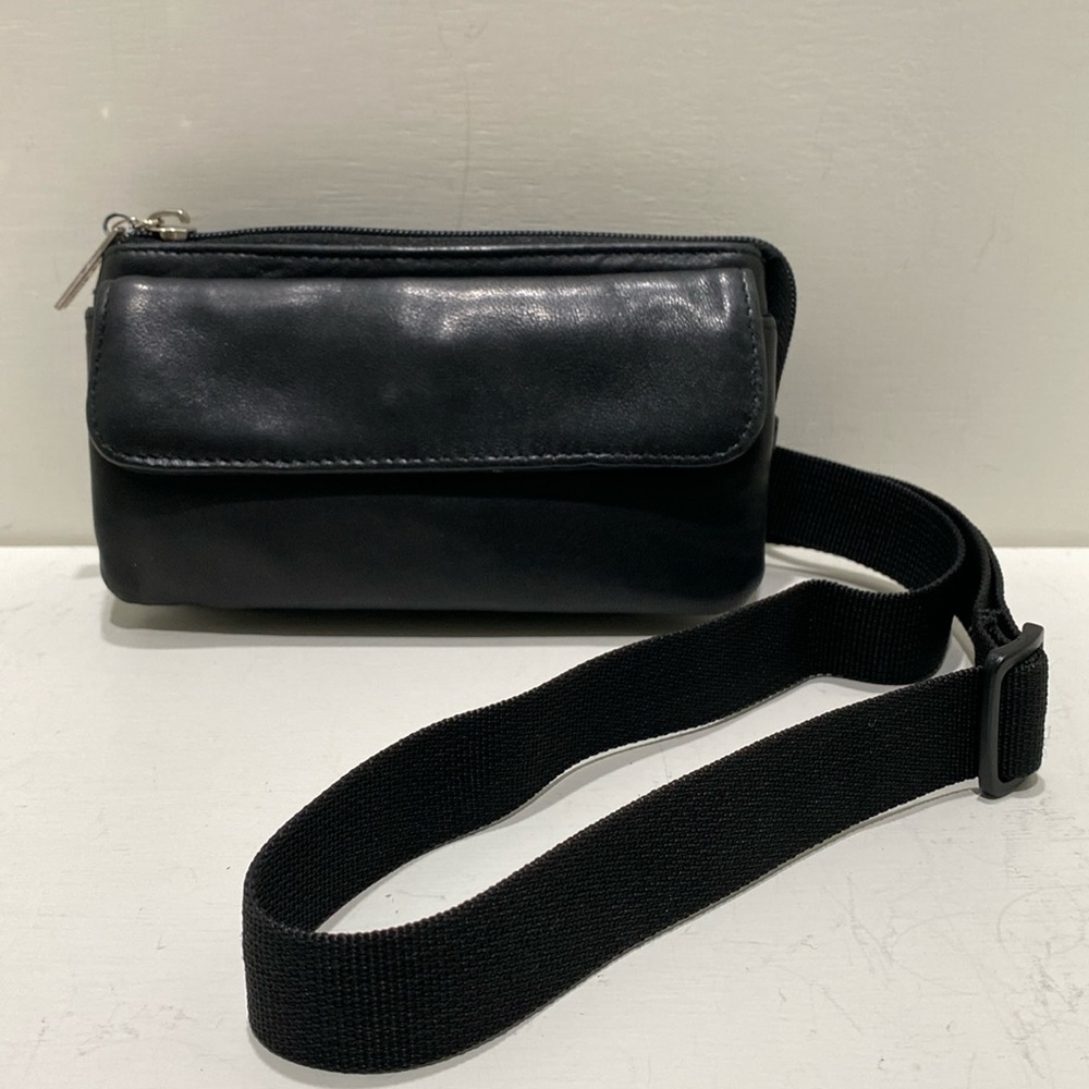 WILSONS LEATHER Black Leather/ Nylon Waist Pack